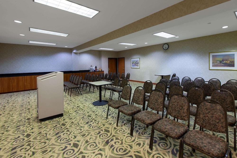 Wingate By Wyndham Houston / Willowbrook Εξωτερικό φωτογραφία